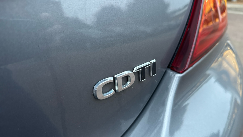 Vauxhall Insignia 2.0 CDTi [170] SRi Vx-line Nav 5dr Auto Diesel Hatchback